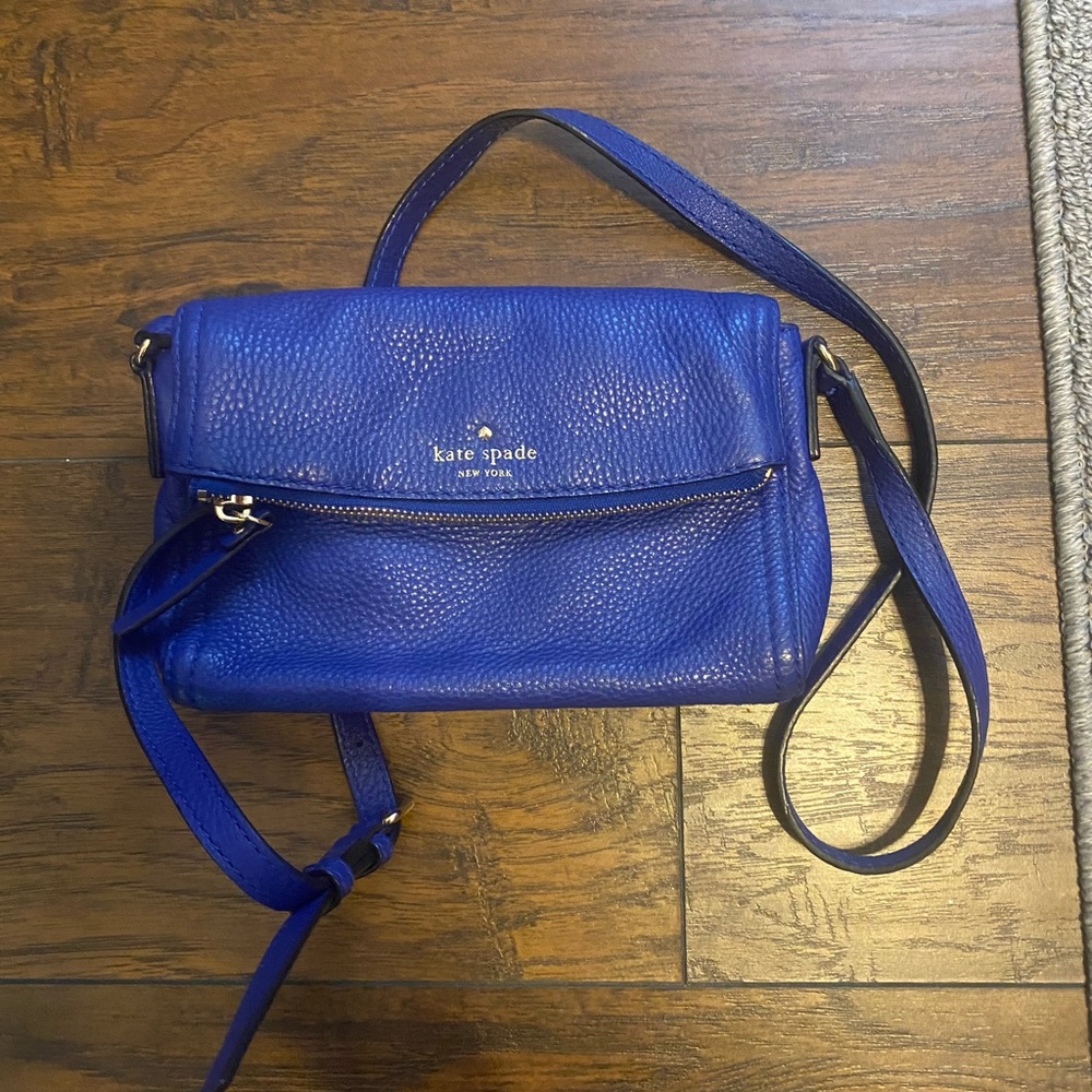 Kate spade pebbled leather crossbody bag